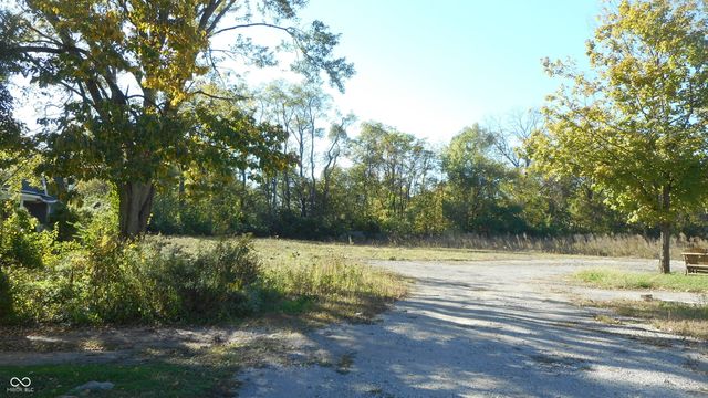 7716-7718 Michigan Road, Indianapolis, IN 46268