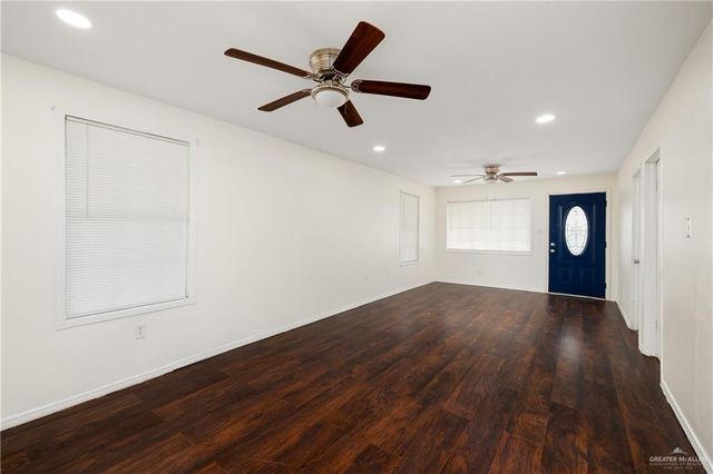 606 S Airport Drive, Weslaco, TX 78596