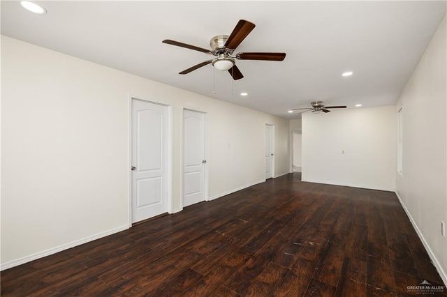 606 S Airport Drive, Weslaco, TX 78596