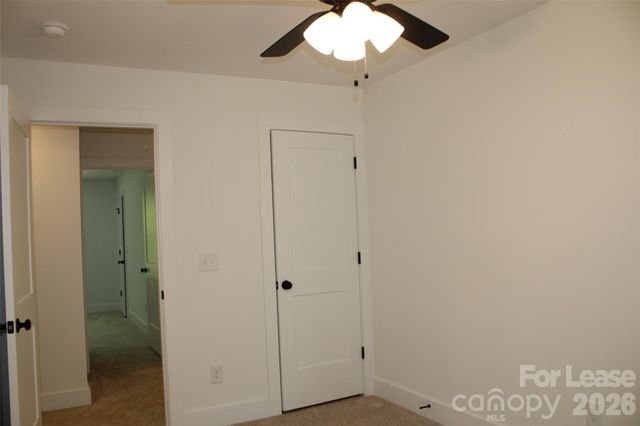 562 W Park Avenue B, Mooresville, NC 28115