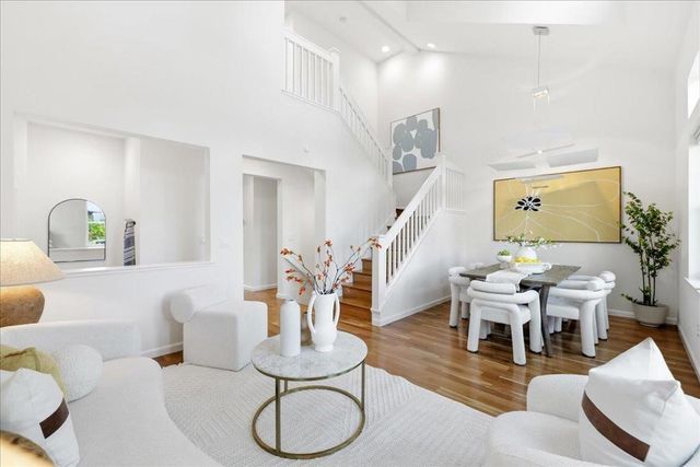 731 Seneca Terrace, Sunnyvale, CA 94087