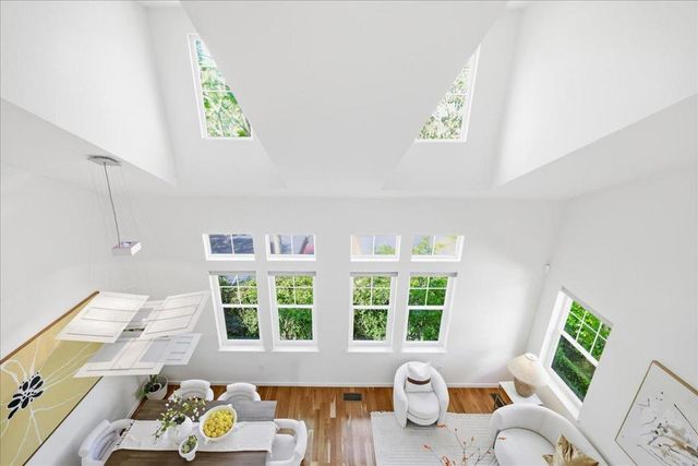 731 Seneca Terrace, Sunnyvale, CA 94087