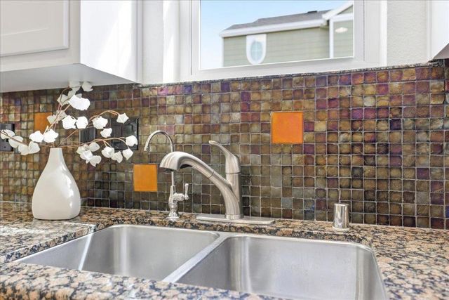 731 Seneca Terrace, Sunnyvale, CA 94087