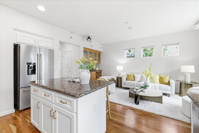 731 Seneca Terrace, Sunnyvale, CA 94087