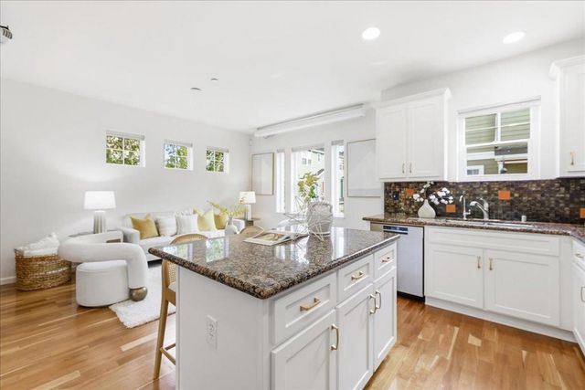 731 Seneca Terrace, Sunnyvale, CA 94087