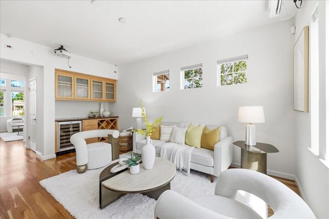 731 Seneca Terrace, Sunnyvale, CA 94087