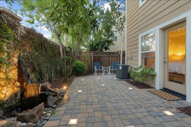 731 Seneca Terrace, Sunnyvale, CA 94087