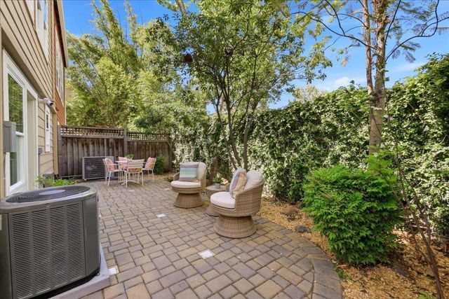 731 Seneca Terrace, Sunnyvale, CA 94087