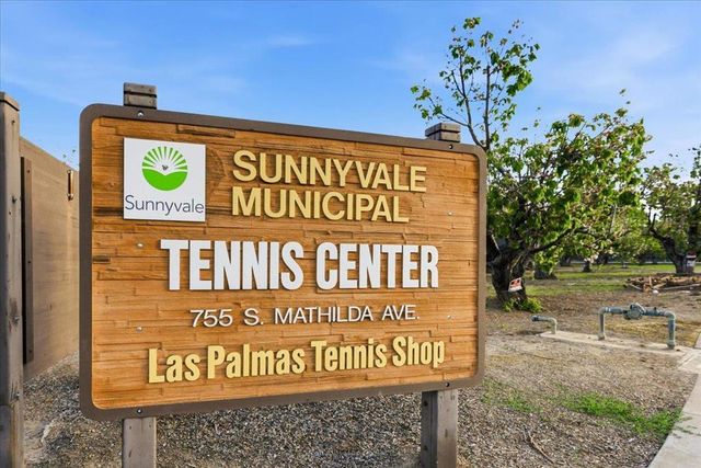 731 Seneca Terrace, Sunnyvale, CA 94087