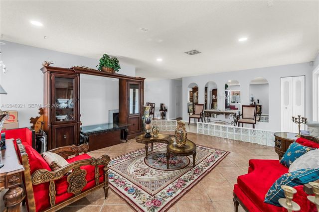 7421 SW 14th Court, North Lauderdale, FL 33068