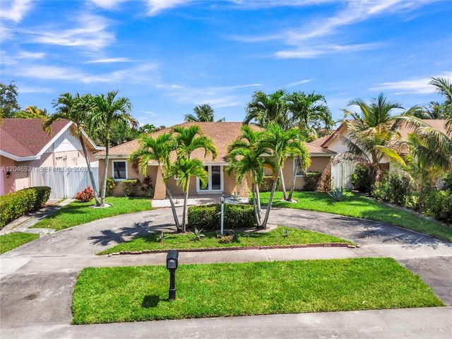 7421 SW 14th Court, North Lauderdale, FL 33068