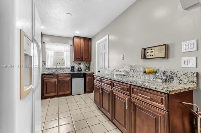 7421 SW 14th Court, North Lauderdale, FL 33068