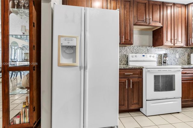 7421 SW 14th Court, North Lauderdale, FL 33068