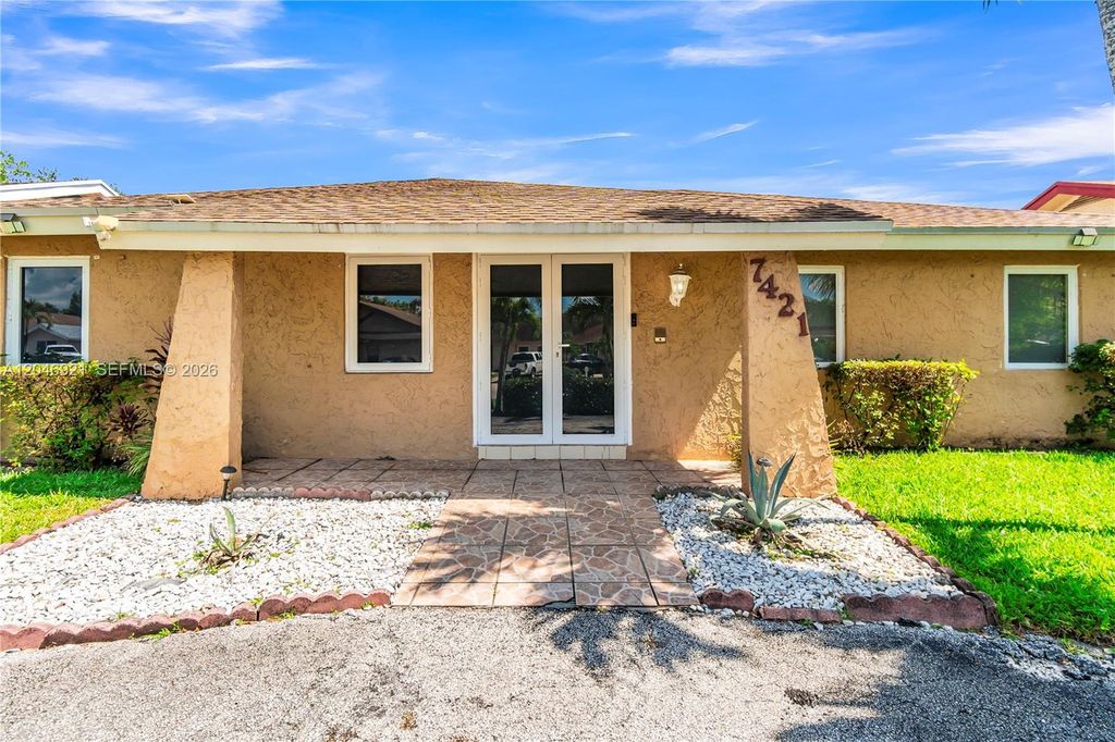 7421 SW 14th Court, North Lauderdale, FL 33068