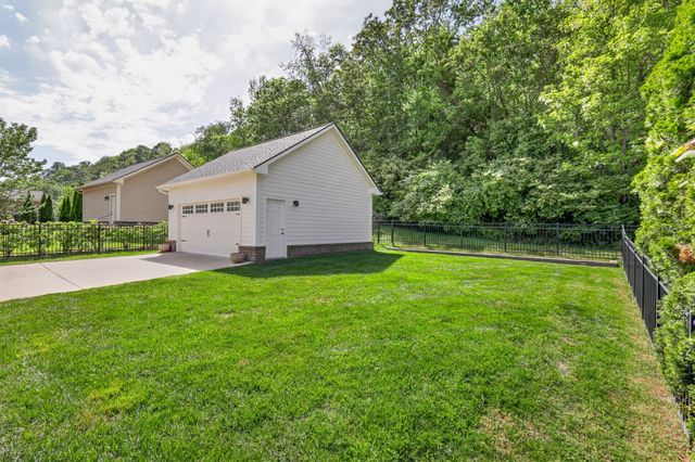 2337 Clare Park Dr, Franklin, TN 37069