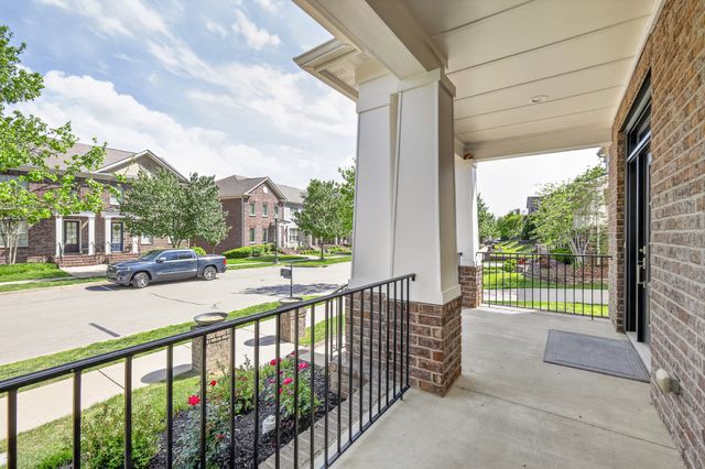 2337 Clare Park Dr, Franklin, TN 37069