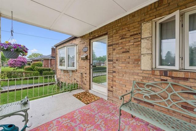 223 E Patty LANE, Monroeville, PA 15146