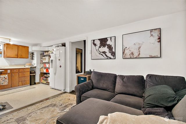 2416 NE 16th Street, Renton, WA 98056