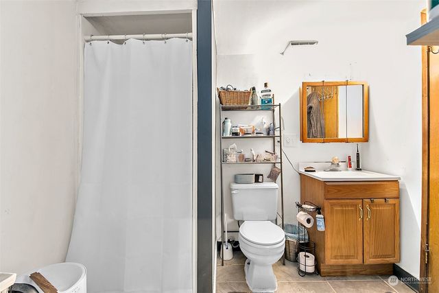 2416 NE 16th Street, Renton, WA 98056