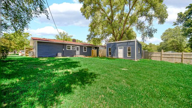 2933 W 38th Place, Hobart, IN 46342