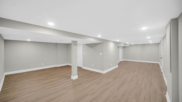 2933 W 38th Place, Hobart, IN 46342