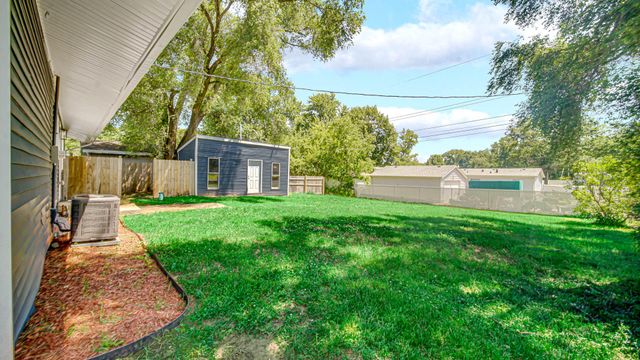 2933 W 38th Place, Hobart, IN 46342