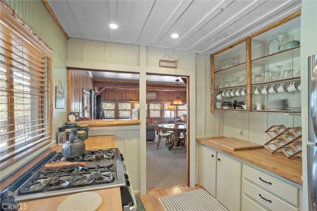 459 Edgemoor, Big Bear Lake, CA 92315