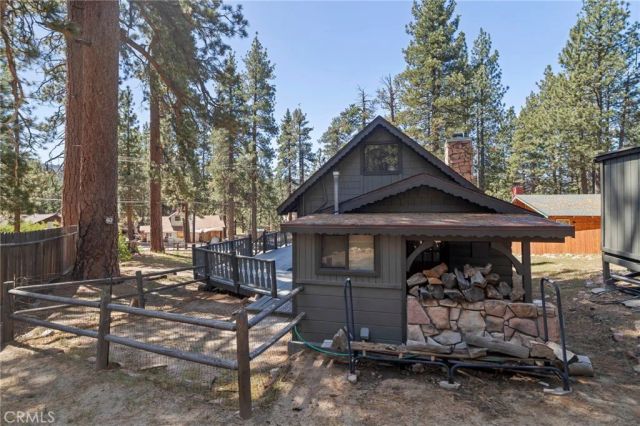 459 Edgemoor, Big Bear Lake, CA 92315