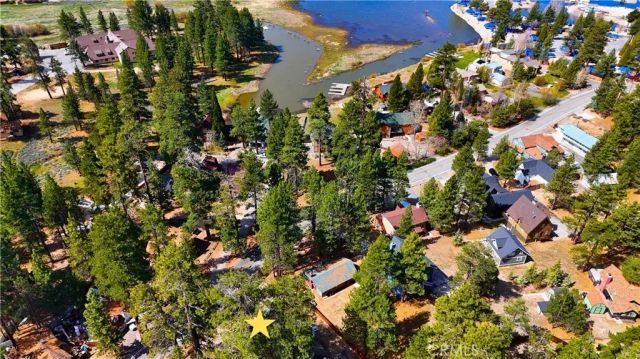 459 Edgemoor, Big Bear Lake, CA 92315