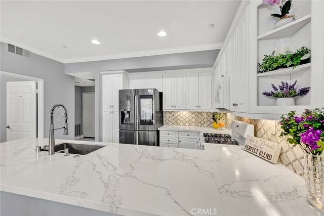 17772 Independence Ln, Fountain Valley, CA 92708