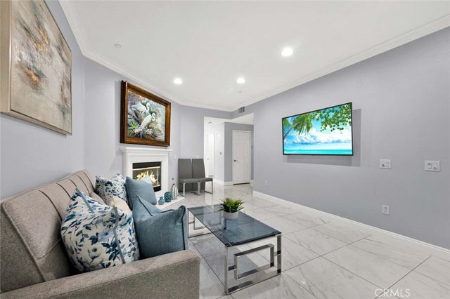 17772 Independence Ln, Fountain Valley, CA 92708