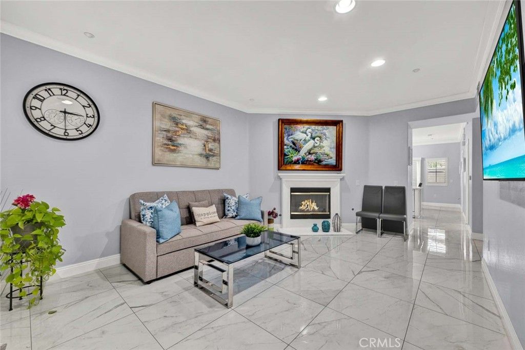 17772 Independence Ln, Fountain Valley, CA 92708