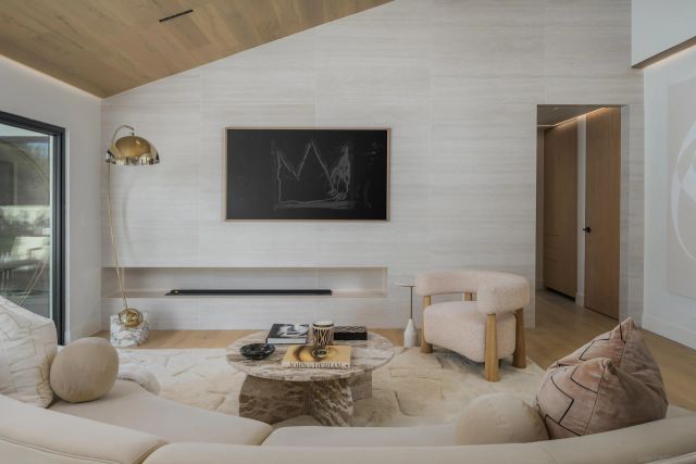 5826 Soledad Mountain Rd, La Jolla, CA 92037