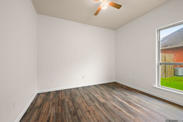 11371 Rossow Ct, Denham Springs, LA 70726