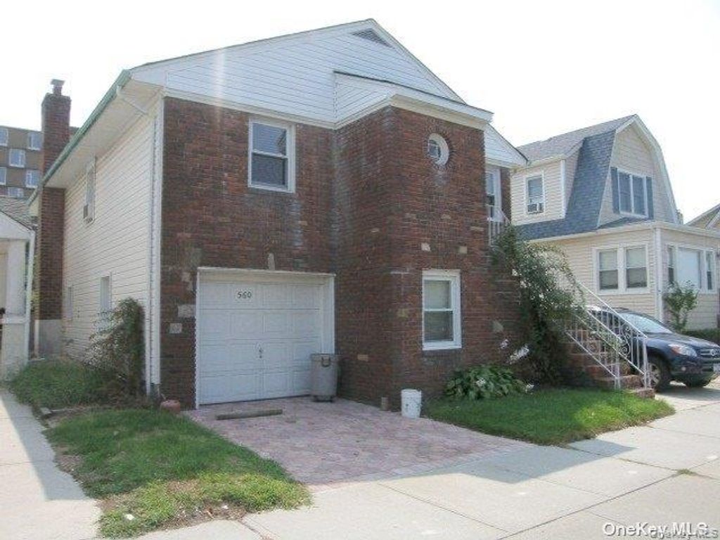 560 E Broadway Side, Long Beach, NY 11561