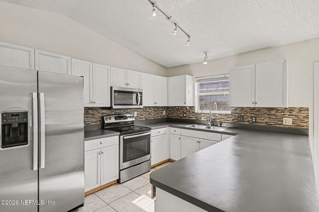 2898 N 10TH Street, St. Augustine, FL 32084