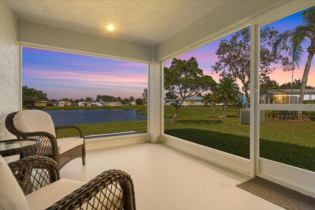 10 Juan Carlos Lane, Port St. Lucie, FL 34952