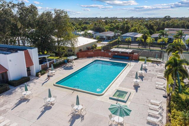 10 Juan Carlos Lane, Port St. Lucie, FL 34952