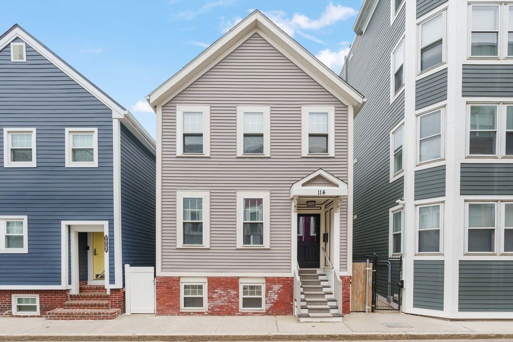 114 Tudor St, Boston, MA 02127