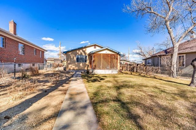 228 W 3rd St, Florence, CO 81226