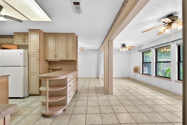 605 E Mary Jane DR, Killeen, TX 76541