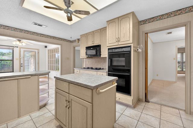 605 E Mary Jane DR, Killeen, TX 76541