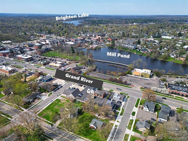 204 Sean Street 76, Brighton, MI 48116