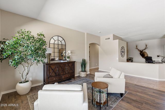 18077 W BANFF Lane, Surprise, AZ 85388