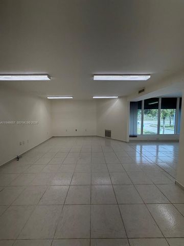 16155 SW 117th Avenue B2, Miami, FL 33177
