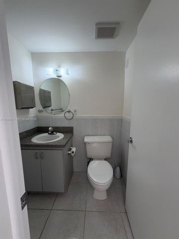 16155 SW 117th Avenue B2, Miami, FL 33177