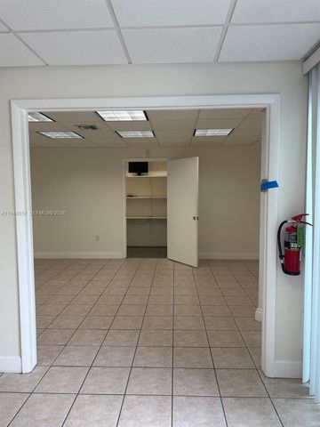 16155 SW 117th Avenue B2, Miami, FL 33177