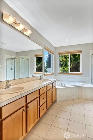 308 170th Place SE, Bothell, WA 98012