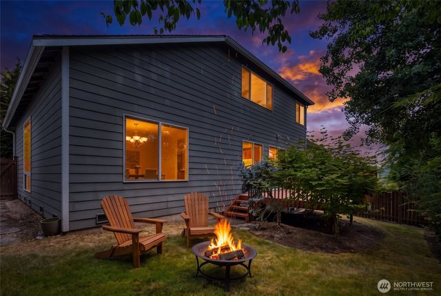 308 170th Place SE, Bothell, WA 98012