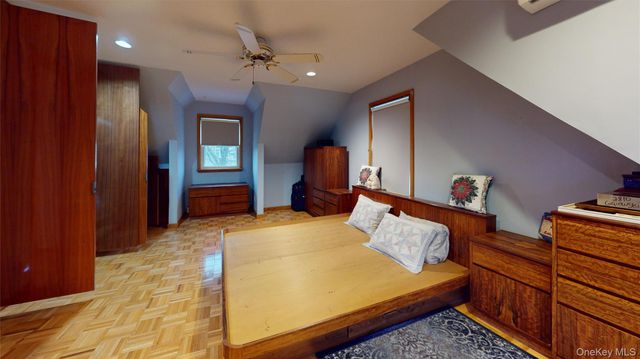 120 Barrymore Boulevard, Franklin Square, NY 11010